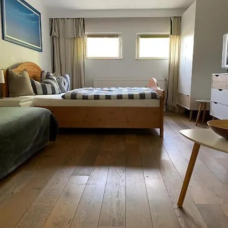 Martha ツィノヴィッツ